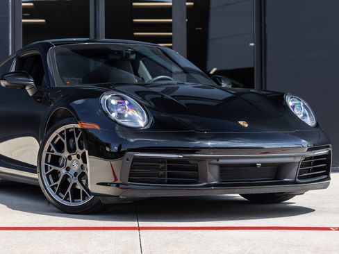 Certified 2021 Porsche 911 Carrera RWD image 9