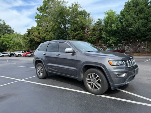 Used 2020 Jeep Grand Cherokee Limited AWD/4WD image 4