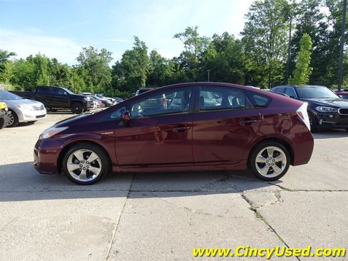 Used 2013 Toyota Prius Persona Series FWD image 7