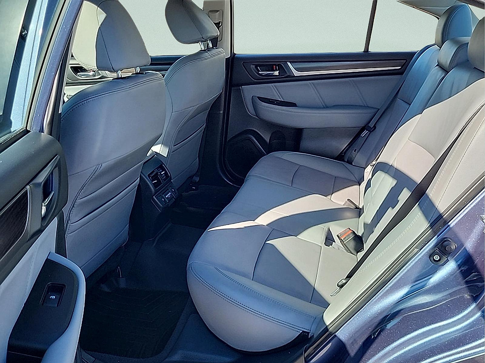 Used 2018 Subaru Legacy 3.6R Limited AWD/4WD image 12
