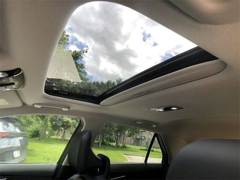 New 2025 Kia Niro SX image 22