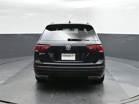 Used 2021 Volkswagen Tiguan SE R-Line w/ 3-Row Tiguan MDO Package image 8