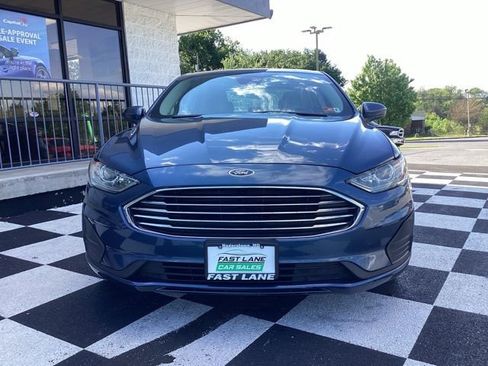 Used 2019 Ford Fusion SE FWD image 3