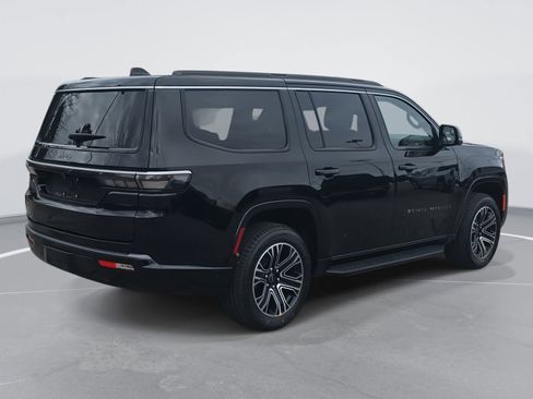 New 2026 Jeep Grand Wagoneer 2WD image 5