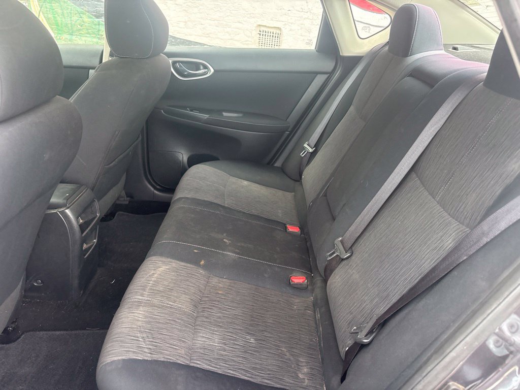 Used 2015 Nissan Sentra SV FWD image 21