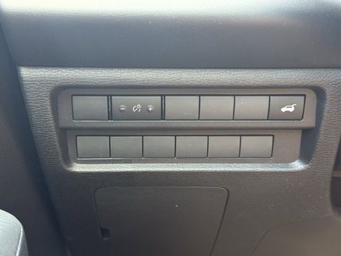 New 2025 Mitsubishi Outlander SE image 23