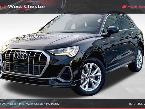 Used 2023 Audi Q3 2.0T Premium w/ Convenience Package image 1