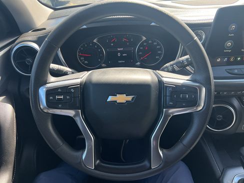 Used 2025 Chevrolet Blazer LT w/ Convenience Package AWD/4WD image 12