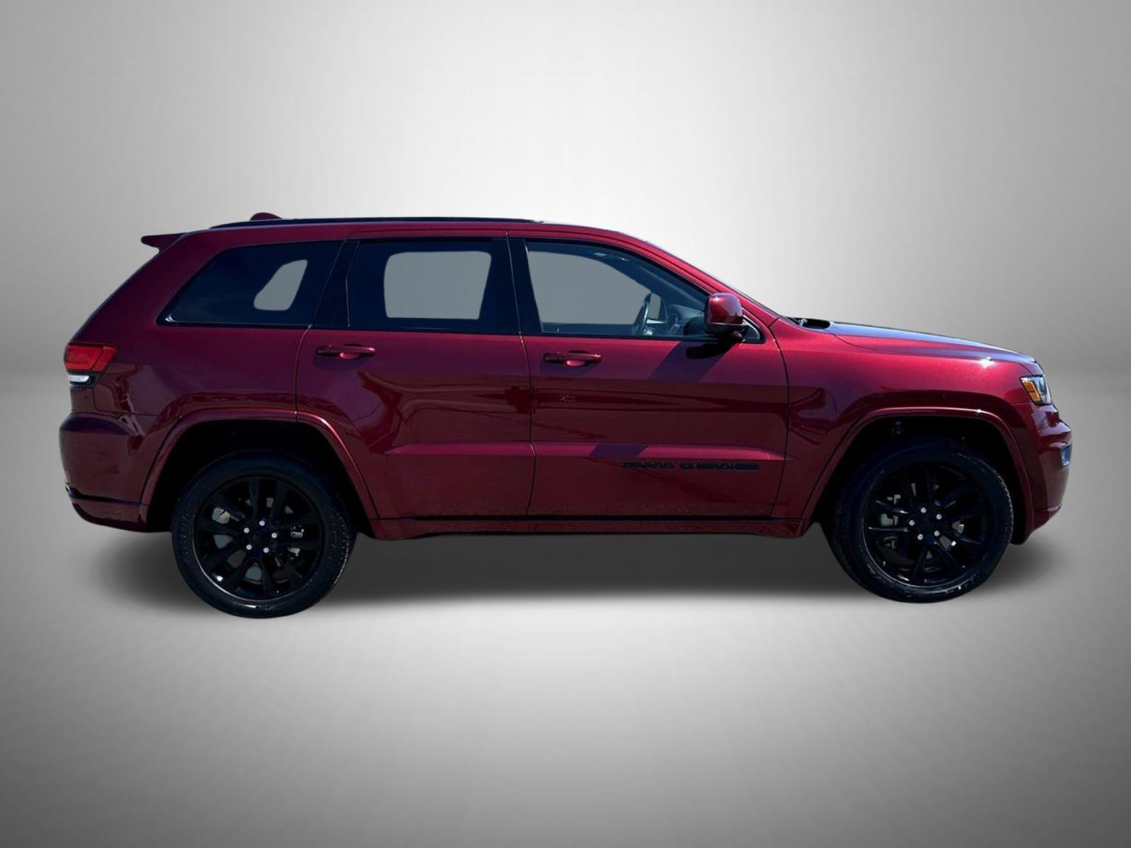 Used 2021 Jeep Grand Cherokee Laredo X AWD/4WD image 5