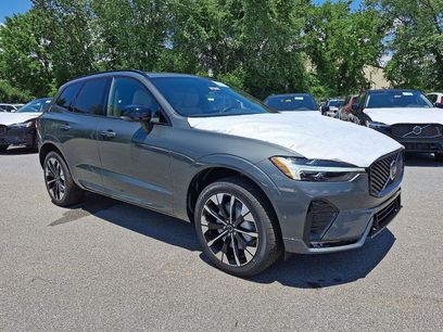 New 2026 Volvo XC60 B5 Plus w/ Climate Package