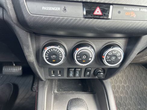 Used 2019 Mitsubishi Outlander Sport SE FWD image 12
