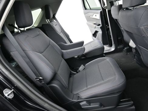 New 2025 Ford Explorer Active image 28