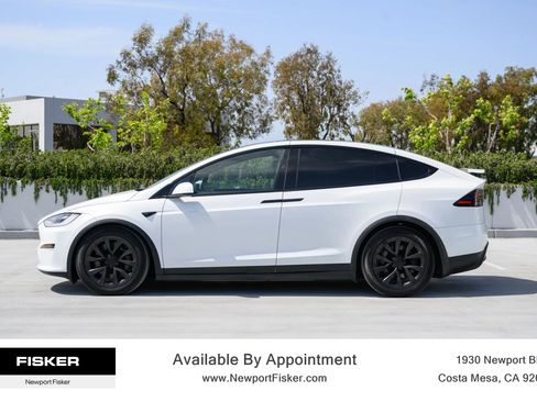 Used 2024 Tesla Model X AWD/4WD image 6