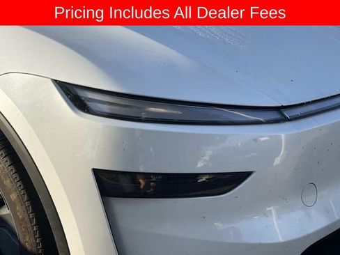 Used 2026 Tesla Model Y 2WD image 12