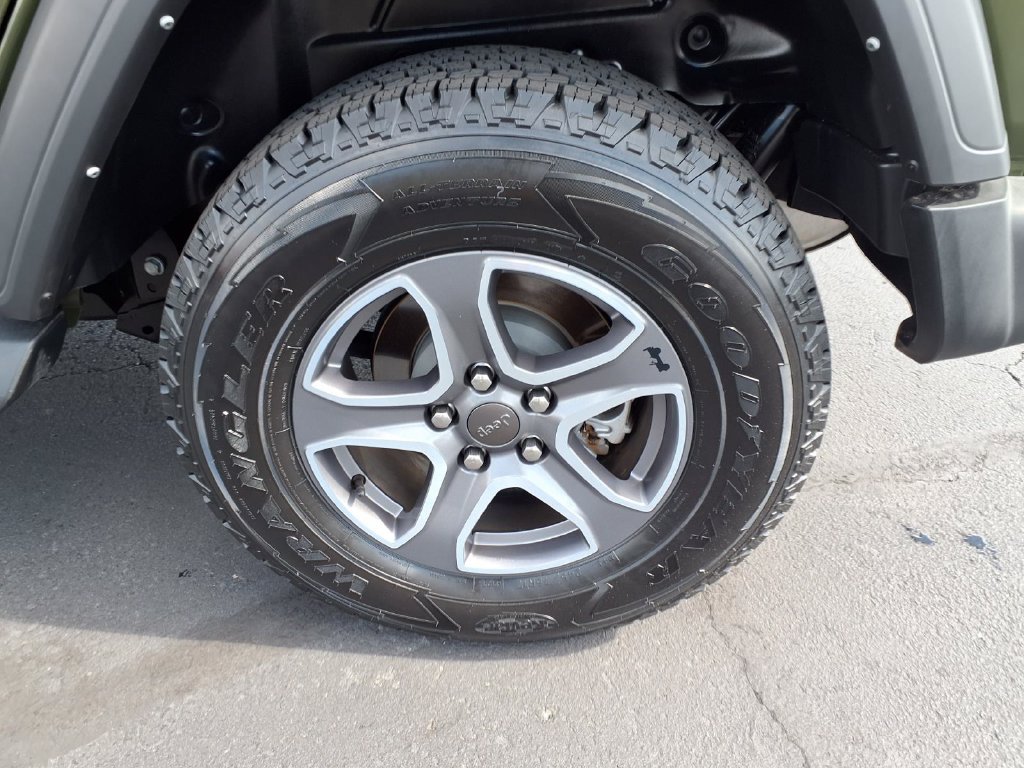 Used 2022 Jeep Wrangler Unlimited Sport AWD/4WD image 13