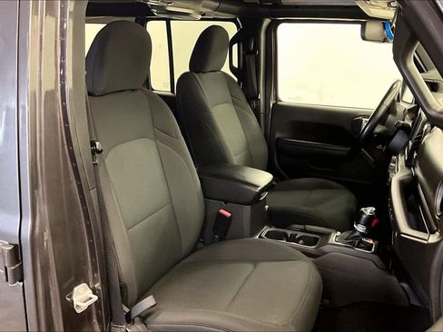 Used 2021 Jeep Wrangler Unlimited Sport image 6