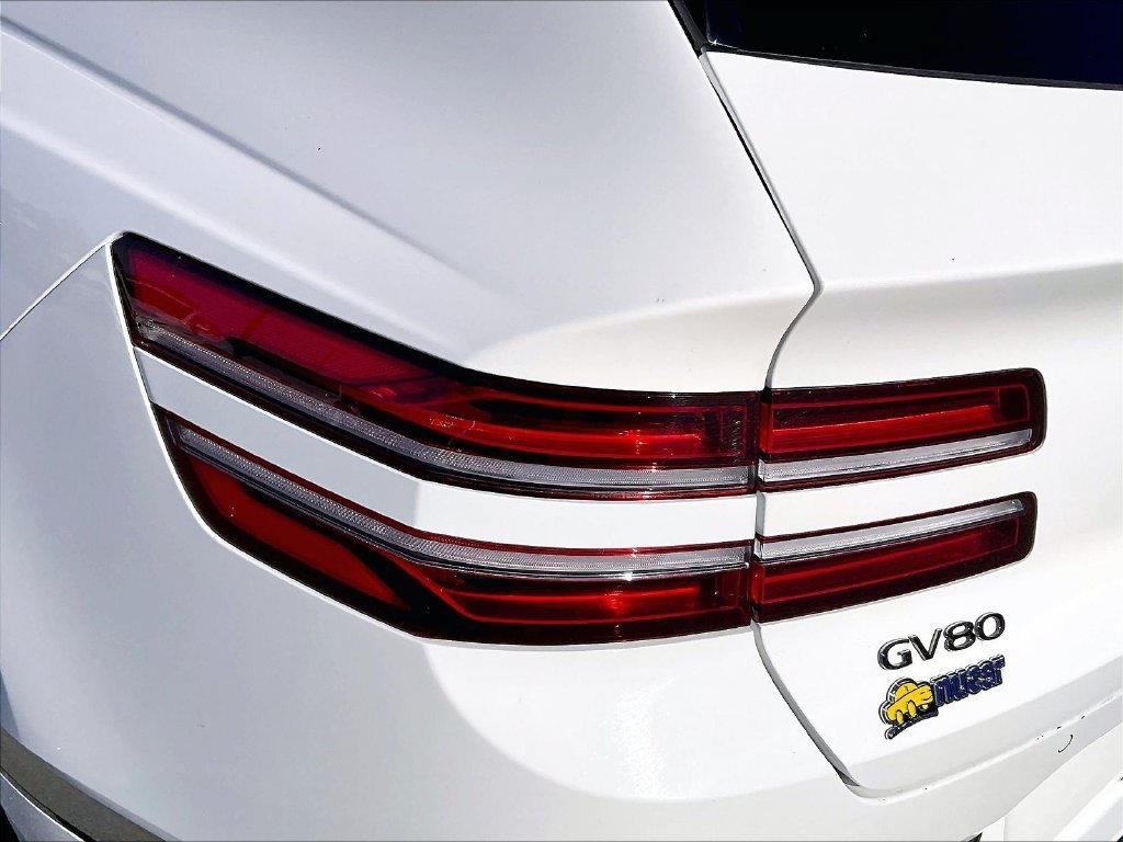 Used 2025 Genesis GV80 2.5T Standard AWD/4WD image 31