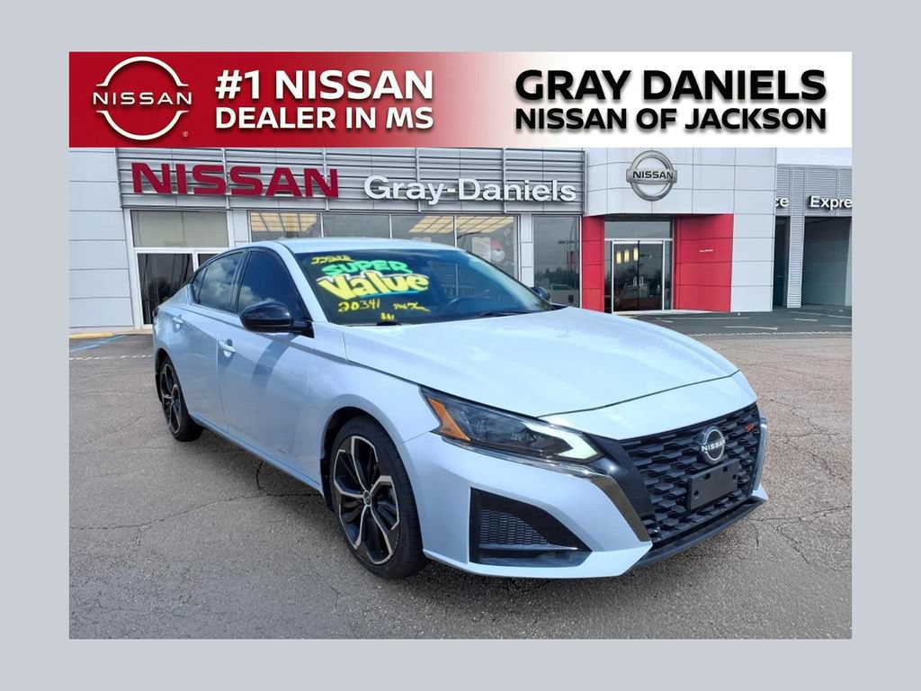 Used 2024 Nissan Altima 2.5 SR FWD 360° Tour