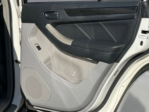 Used 2006 Toyota 4Runner Limited image 29