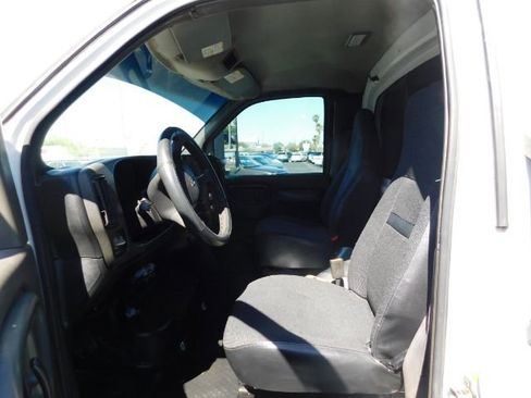 Used 2003 Chevrolet Kodiak C4500 2WD Regular Cab image 10
