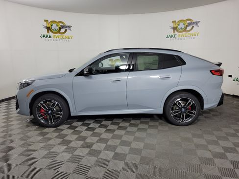 New 2026 BMW X2 xDrive28i w/ Technology Package AWD/4WD image 4