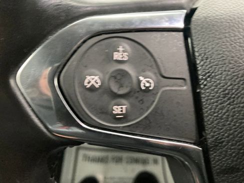 Used 2019 Chevrolet Traverse LT image 43