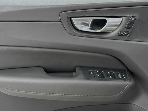 Used 2025 Volvo XC60 T8 Plus w/ Protection Package Premier image 17
