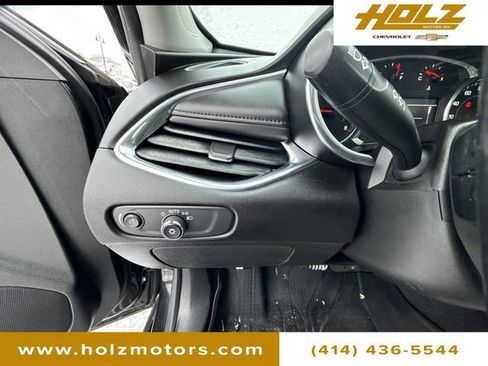 Certified 2018 Chevrolet Malibu LT w/ Leather Package image 19