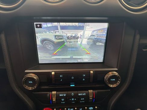 Used 2017 Ford Mustang Shelby GT350 w/ Electronics Package image 38