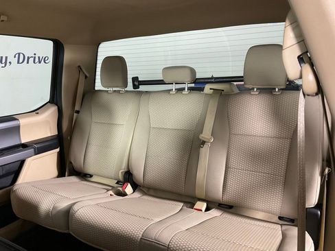 Used 2018 Ford F150 XLT w/ Equipment Group 302A Luxury AWD/4WD image 16
