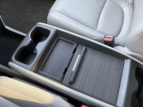 Used 2024 Honda Odyssey EX-L image 21