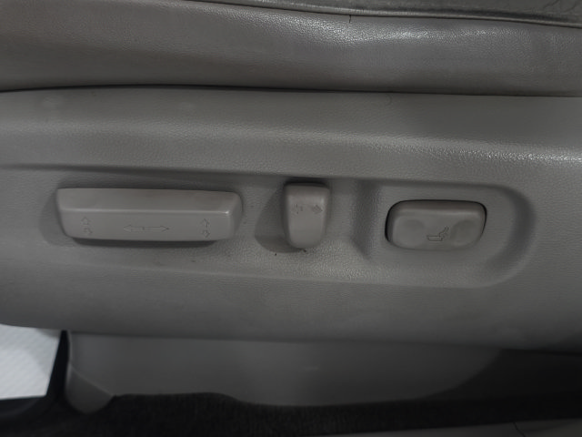 Used 2011 Honda Pilot Touring image 13