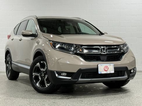 Used 2018 Honda CR-V Touring image 4