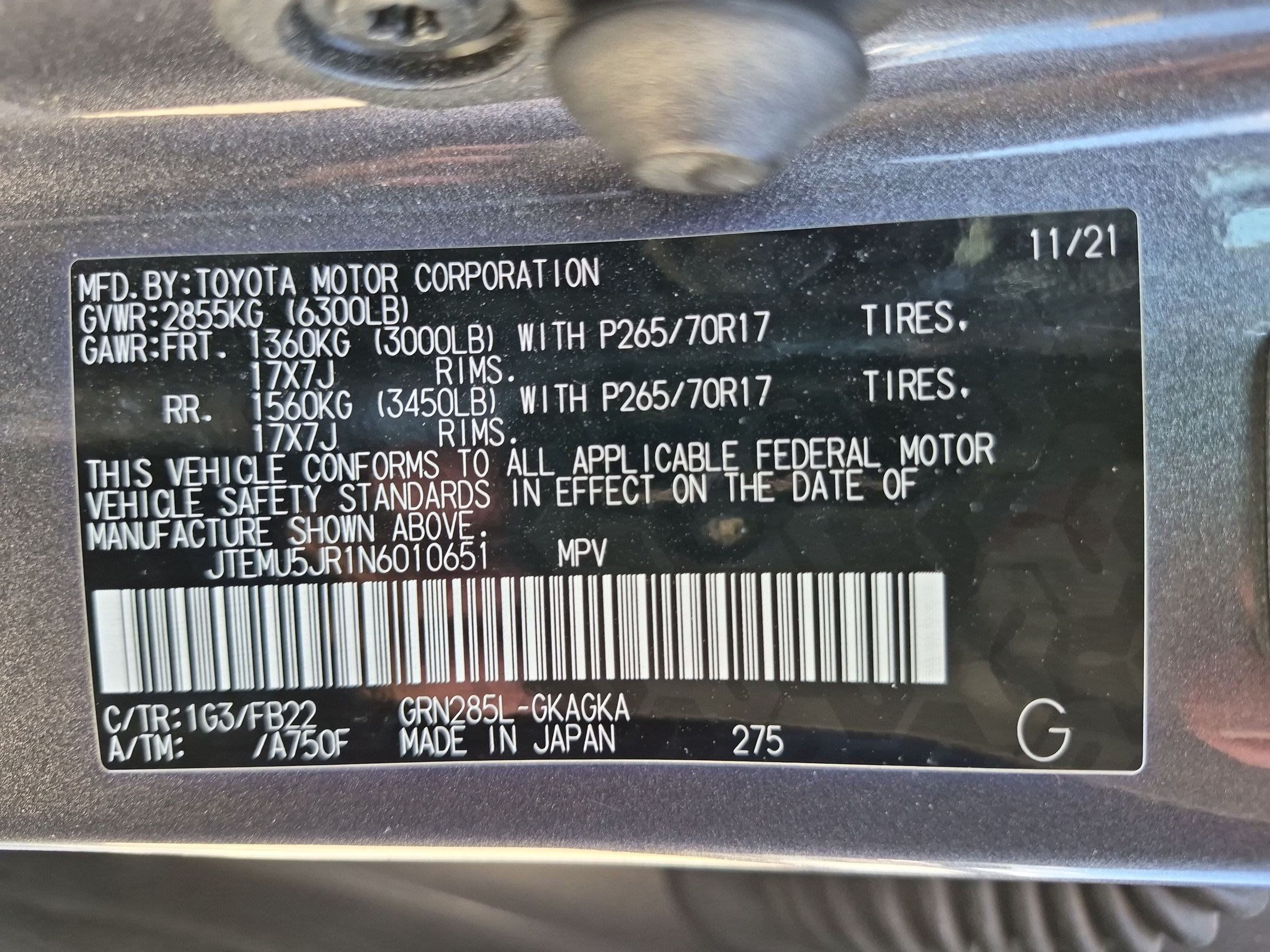 Used 2022 Toyota 4Runner SR5 AWD/4WD image 35