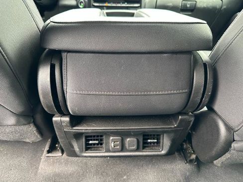 Used 2019 Chevrolet Silverado 1500 LT w/ Texas Edition image 18