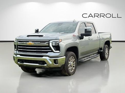 Used 2025 Chevrolet Silverado 2500 LTZ w/ LTZ Plus Package AWD/4WD image 7
