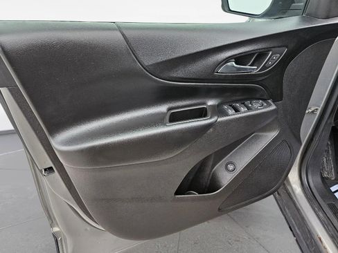 Used 2018 Chevrolet Equinox LT w/ Sun & Infotainment Package image 20