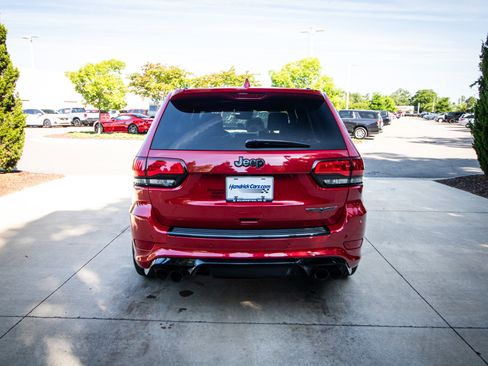 Used 2018 Jeep Grand Cherokee Trackhawk AWD/4WD image 9
