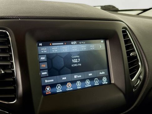 Used 2018 Jeep Compass Sport w/ Tech Group image 14