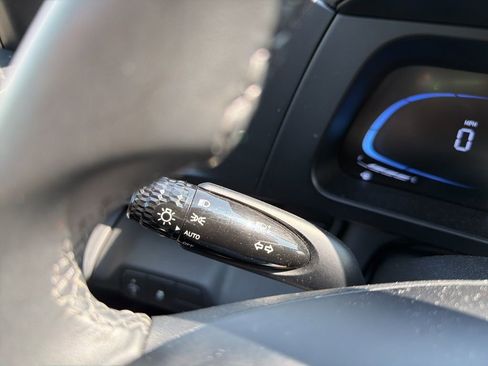 Certified 2025 Hyundai Elantra Sport FWD image 29