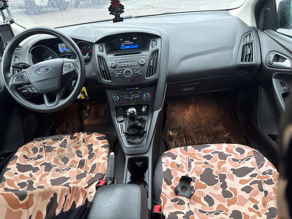 Used 2016 Ford Focus SE FWD image 10