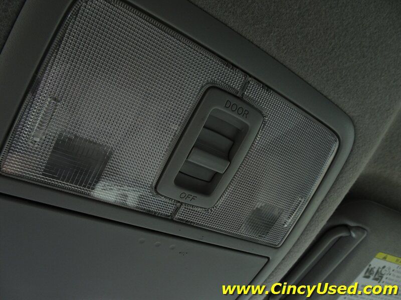 Used 2011 Toyota RAV4 4WD w/ Base L4 Extra Value Pkg image 29