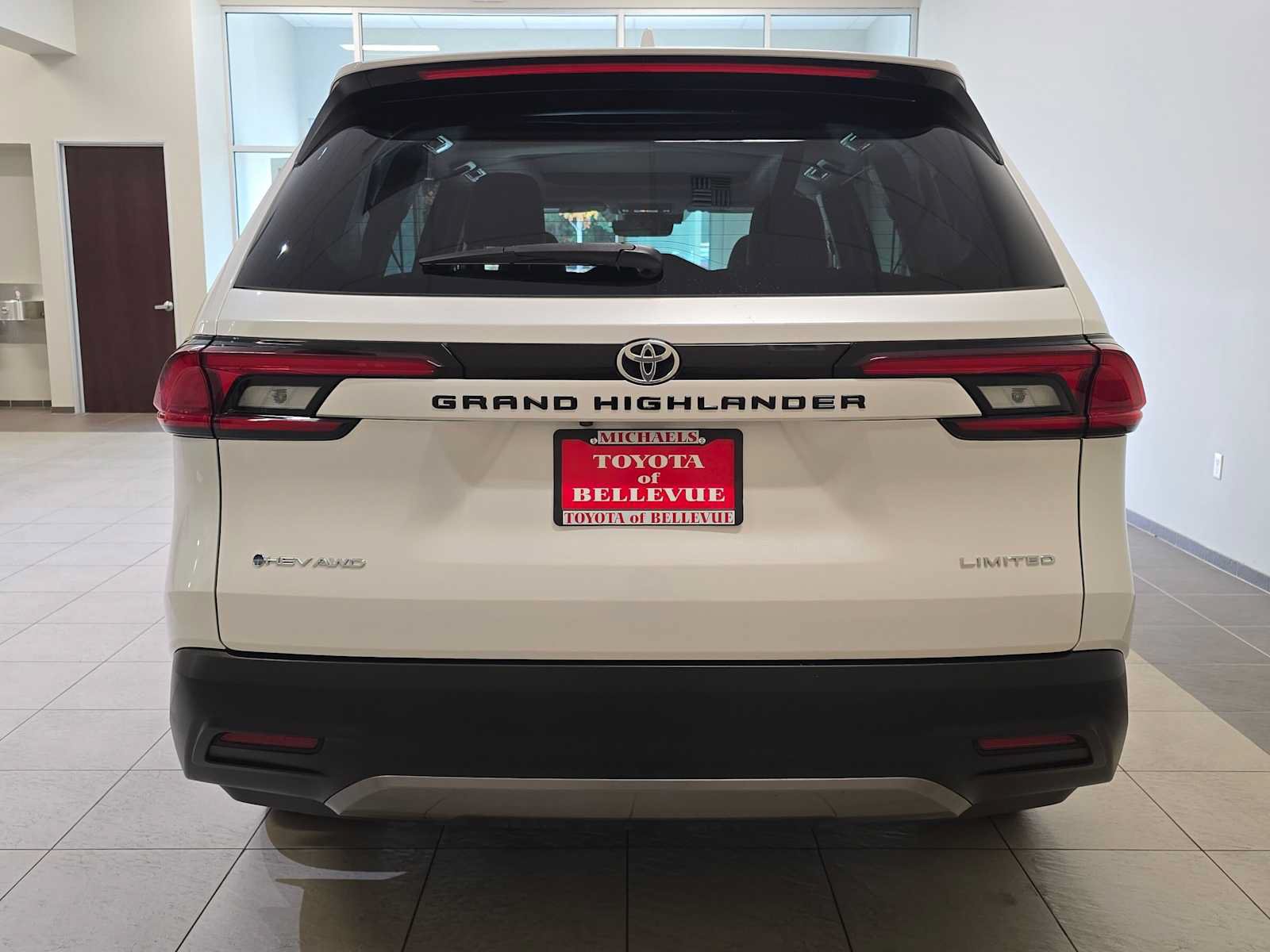 Used 2026 Toyota Grand Highlander AWD Hybrid image 5