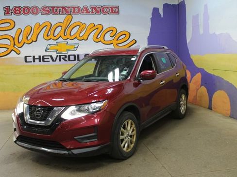 Used 2020 Nissan Rogue SV AWD/4WD image 2