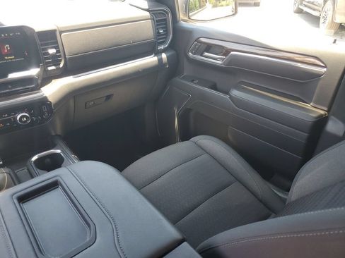 Used 2022 GMC Sierra 1500 Elevation AWD/4WD image 22