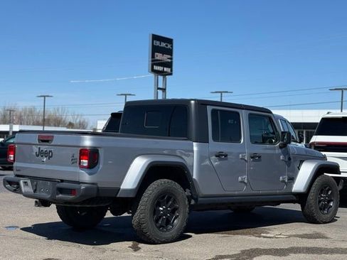 Used 2021 Jeep Gladiator Sport image 36