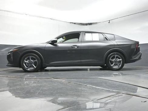 Used 2025 Kia K4 FWD image 33