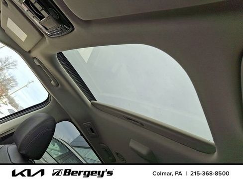 New 2026 Kia Carnival SX Prestige FWD image 11
