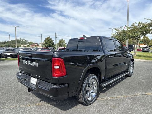 New 2025 RAM 1500 Big Horn image 3