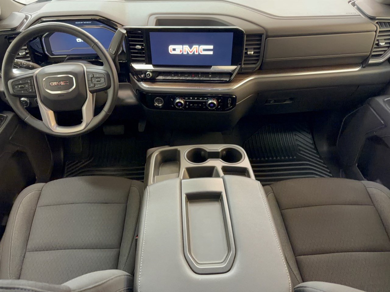 Used 2023 GMC Sierra 1500 Elevation AWD/4WD image 17